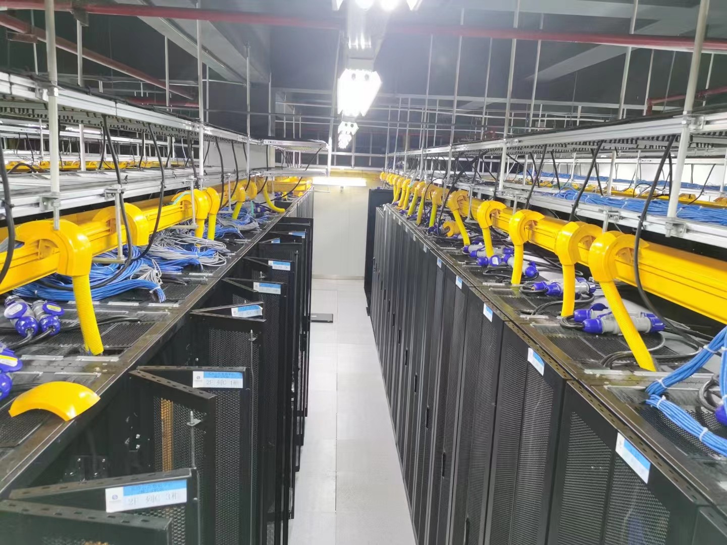 机房架设图片 机房架设图片